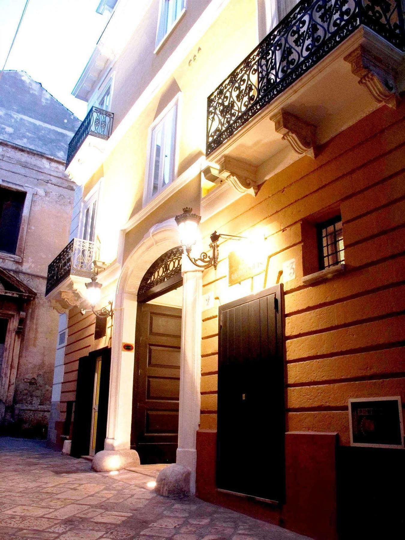 Hotel Akropolis - Museum Hotel Taranto Exterior foto